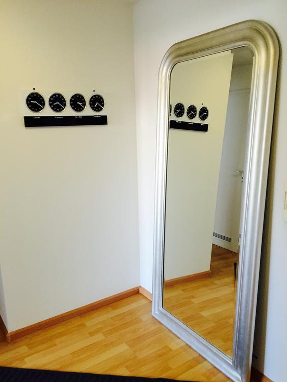 Traumwohnung Stuttgart Estugarda Quarto foto